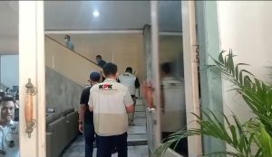 KPK Geledah Kantor Wali Kota Semarang