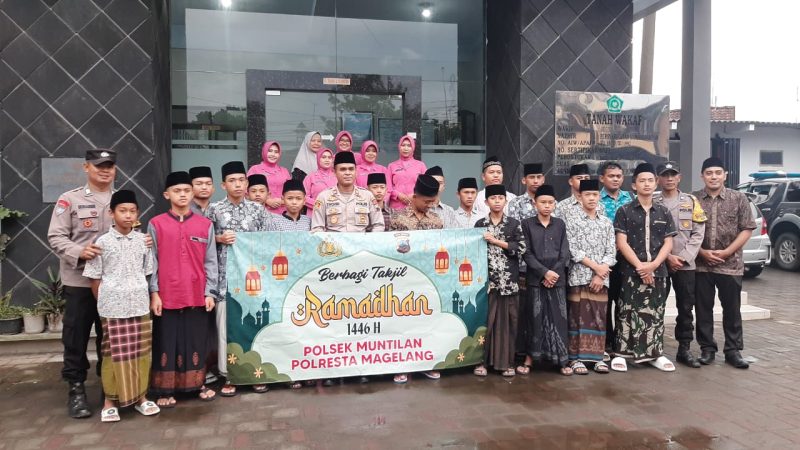 Polsek Muntilan Berbagi Kebahagiaan di Bulan Ramadan, Berbagi Takjil di Panti Asuhan Muhammadiyah Children Center