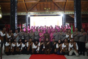 Bhayangkari Demak Gelar Talk Show Peduli Wanita, Budaya dan Kepemimpinan 