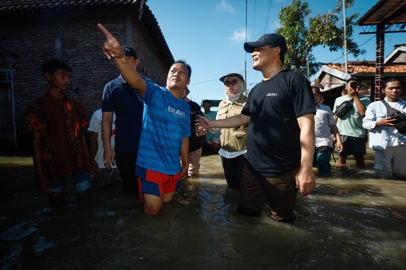 Gubernur Jateng Tinjau Banjir Sayung, Proyek Giant Sea Wall Didorong sebagai Solusi Jangka Panjang