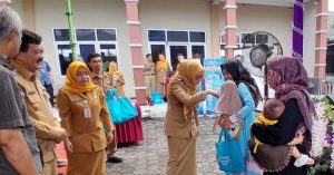 Gencarkan Gemarikan, Pemkab Demak Serahkan Bantuan Olahan Ikan untuk Tekan Stunting