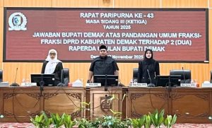 DPRD Demak Gelar Paripurna, Dengarkan Jawaban Bupati Terkait Raperda Pengelolaan Makam dan Desa Wisata
